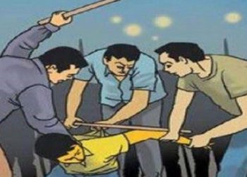 बरात से लौट रही कार सवार महिलाओं से छेडछाड व मारपीट