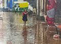 20 मिनट की बारिश, सड़के हुईं जलमग्न