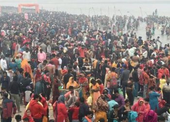 27 लाख श्रद्धालुओं ने गंगा में लगाई आस्था की डुबकी