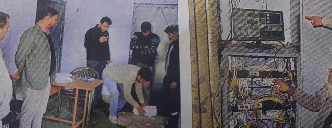 यूपी बोर्ड परीक्षाओं की तैयारी तेज : परीक्षा केंद्रों पर पहुंचीं कॉपियां, डीआईओएस ने परखी व्यवस्था