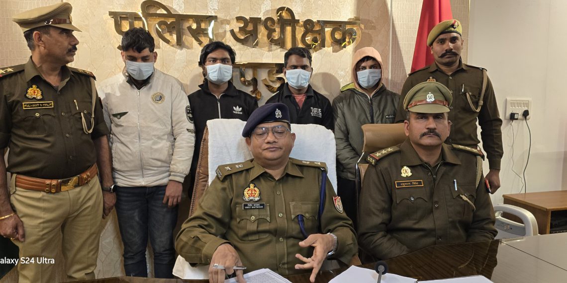 चोर गैंग आभूषणों के साथ गिरफ्तार, पुलिस ने किया बड़ा खुलासा