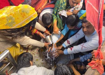 महाशिवरात्रि पर हजारों शिवभक्तों ने सबली महादेव पर किया जलाभिषेक