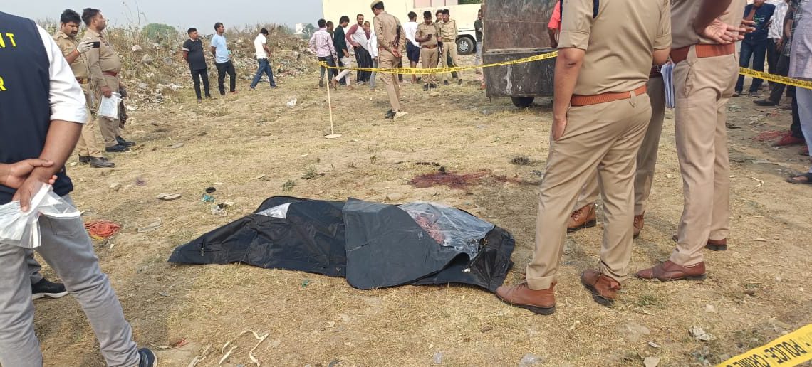 महिला की हत्या से मचा हड़कंप, शव में मिली बर्बरता