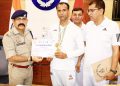 हापुड़ की पुलिस टीम ने जीते दो गोल्ड, एक सिल्वर मैडल, एसपी ने किया सम्मानित