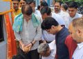 ग्रामीणों नें प्रधान पर गाँव की साफ सफाई नहीं करने के लगाए आरोप